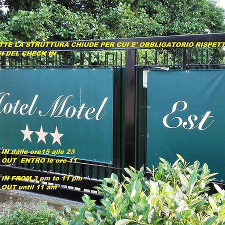 Hotel Motel Est Peschiera Borromeo Exterior foto